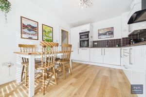 Photo 23- click for photo gallery